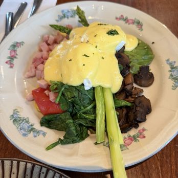 Petit Soleil - The Keto Benny - Breakfast & Brunch Near Me - Napa, California Petit Soleil - The Keto Benny - Breakfast & Brunch Near Me - Napa, California