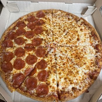 Pizza Hut - Thin crust half pepperoni and half cheese - Pizza Near Me - Radcliff, Kentucky Pizza Hut - Thin crust half pepperoni and half cheese - Pizza Near Me - Radcliff, Kentucky