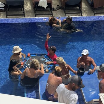 Royalton - Pool - Resorts Near Me - Cancún, ROO