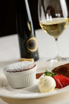 Noto's Old World Italian Dining by null