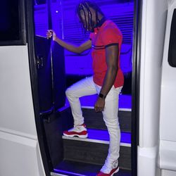 654Limo