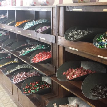 Candy Dish - Some bulk candy options. - Candy Stores Near Me - Nashville, Indiana