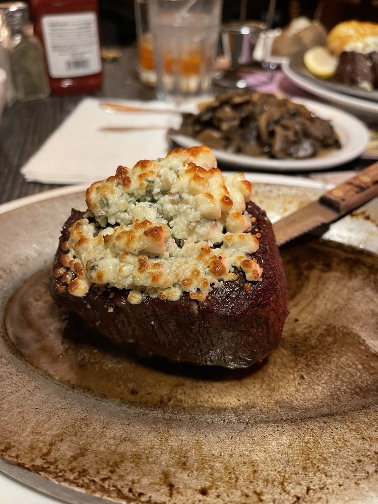 MCGREGOR’S BLINK BONNIE SUPPER CLUB Updated November 2024 107