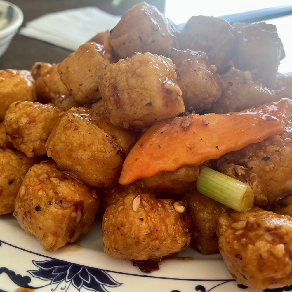 Tasty Mandarin - Orange tofu: huge serving on platter and delicious! - Chinese Near Me - Chula Vista, California Tasty Mandarin - Orange tofu: huge serving on platter and delicious! - Chinese Near Me - Chula Vista, California