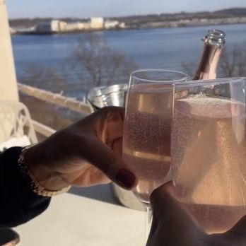 Cafe 44 - Prosecco Rosé and views - American Near Me - Alexandria, Virginia