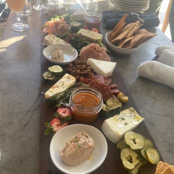 P6 - Chee Artisanal Cheese Platter - Cocktail Bars Near Me - Austin, Texas P6 - Chee Artisanal Cheese Platter - Cocktail Bars Near Me - Austin, Texas