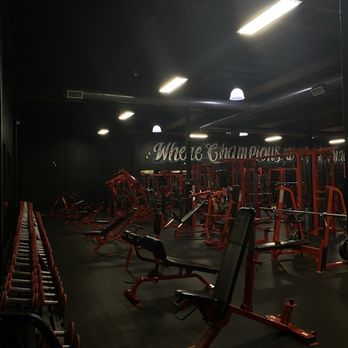 Self Made Training Facility - Gyms Near Me - Costa Mesa, California