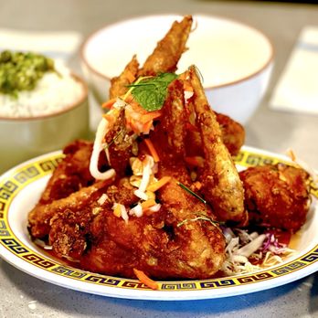 The Pig & The Lady - Twice fried chicken wings - Vietnamese Near Me - Honolulu, Hawaii The Pig & The Lady - Twice fried chicken wings - Vietnamese Near Me - Honolulu, Hawaii