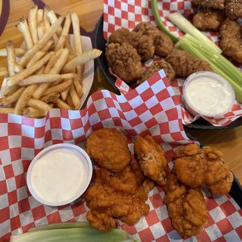 Hurricane Grill & Wings - 10 Boneless Wings x2 and Fries - Chicken Wings Near Me - Jacksonville, Florida Hurricane Grill & Wings - 10 Boneless Wings x2 and Fries - Chicken Wings Near Me - Jacksonville, Florida