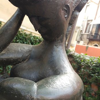 Peggy Guggenheim Collection - Museums Near Me - Venezia, VE
