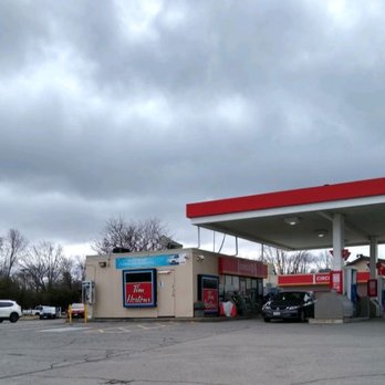 Circle K - This Circle K is tiny and is part of an Esso gas station, but it does have a Tim Hortons Express, lol. - Convenience Stores Near Me - Ottawa, Ontario Circle K - This Circle K is tiny and is part of an Esso gas station, but it does have a Tim Hortons Express, lol. - Convenience Stores Near Me - Ottawa, Ontario