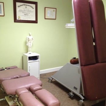 First Chiropractic - Treatment Room #2 - Chiropractors Near Me - Burbank, California First Chiropractic - Treatment Room #2 - Chiropractors Near Me - Burbank, California