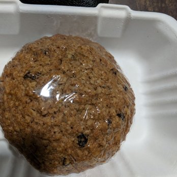 Redwood Cafe - Oatmeal raisin cookie - American Near Me - Cotati, California Redwood Cafe - Oatmeal raisin cookie - American Near Me - Cotati, California