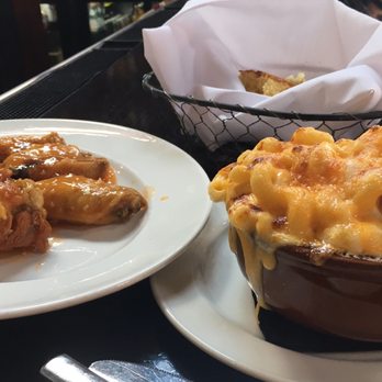 Fair Oaks Dairy Farm - Honey garlic wings and Macaroni & Cheese. - Ice Cream & Frozen Yogurt Near Me - Mount Ayr, Indiana Fair Oaks Dairy Farm - Honey garlic wings and Macaroni & Cheese. - Ice Cream & Frozen Yogurt Near Me - Mount Ayr, Indiana