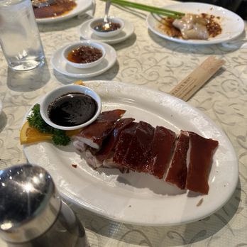 Koi Palace - Roasted suckling pig - looks so sad - Dim Sum Near Me - Dublin, California Koi Palace - Roasted suckling pig - looks so sad - Dim Sum Near Me - Dublin, California