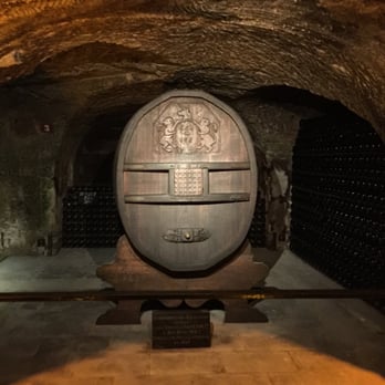 Moët & Chandon - Wine Tours Near Me - Epernay, 51