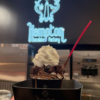 Hampton Chocolate Factory - Brownie Bliss Regular Sundae - Chocolatiers & Shops Near Me - Tampa Bay, Florida Hampton Chocolate Factory - Brownie Bliss Regular Sundae - Chocolatiers & Shops Near Me - Tampa Bay, Florida