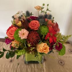 Teaneck Flower Shop - Beautiful selection of flowers requested thistle