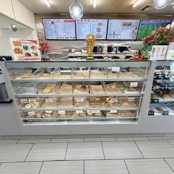 5 Star Bagelry - front counter - Bagels Near Me - Orange, California