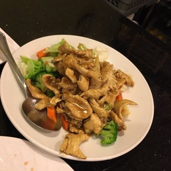 Thai Jasmine - Garlic Chicken - Thai Near Me - Tracy, California Thai Jasmine - Garlic Chicken - Thai Near Me - Tracy, California