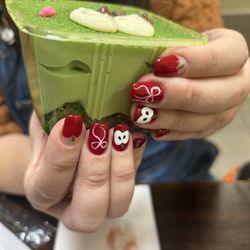 Red gel mani