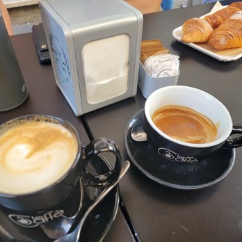 Trecaffè - Patisserie/Cake Shop Near Me - Rome, RM Trecaffè - Patisserie/Cake Shop Near Me - Rome, RM
