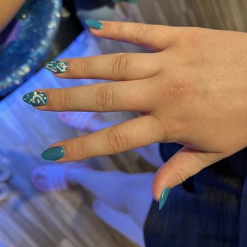 Lúa Nail Spa - Bridesmaid fingers. Tips with gel. - Nail Salons Near Me - Odenton, Maryland Lúa Nail Spa - Bridesmaid fingers. Tips with gel. - Nail Salons Near Me - Odenton, Maryland
