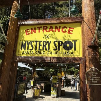 Mystery Spot - Entrance to the Mystery Spot - Amusement Parks Near Me - Santa Cruz, California
