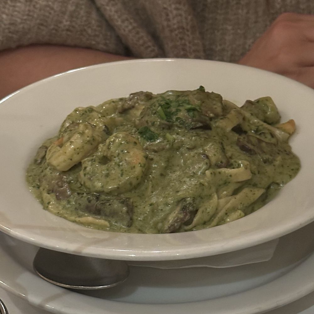 Buon Appetito Restaurant - Fettuccine al Pesto - Italian Near Me - Hayward, California Buon Appetito Restaurant - Fettuccine al Pesto - Italian Near Me - Hayward, California