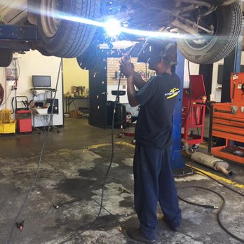 Automotive Technologist - Auto Repair Near Me - Bakersfield, California