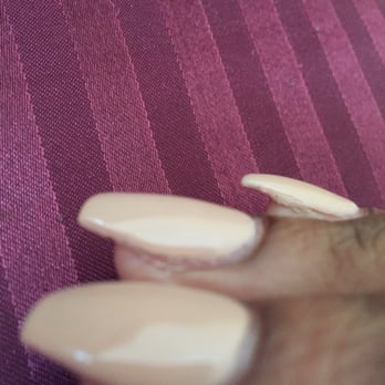 DaVi Nails - Don't believe the hype with these fraudulent reviews. Those pictures on their Instagram are fake. Consumers beware. - Nail Salons Near Me - Hyattsville, Maryland DaVi Nails - Don't believe the hype with these fraudulent reviews. Those pictures on their Instagram are fake. Consumers beware. - Nail Salons Near Me - Hyattsville, Maryland