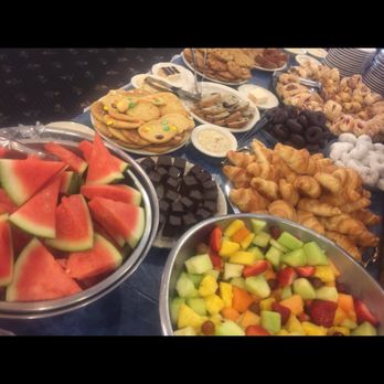 Sugarcreek Restaurant - Wonderful Breakfast Buffet on Sundays!! - American Near Me - Sheffield, Ohio