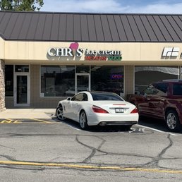 Exterior photo of Chris' Ice Cream - Indianapolis, Indiana Exterior photo of Chris' Ice Cream - Indianapolis, Indiana