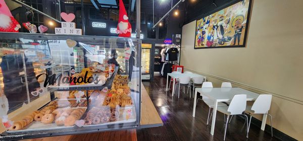 Manolo's Bakery by null