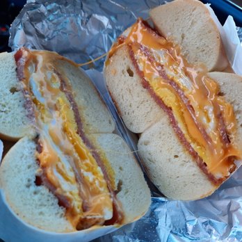 Mimi's Bagel Deli - Route 88 ($11) minus hashbrown and ketchup - Bagels Near Me - Bend, Oregon Mimi's Bagel Deli - Route 88 ($11) minus hashbrown and ketchup - Bagels Near Me - Bend, Oregon