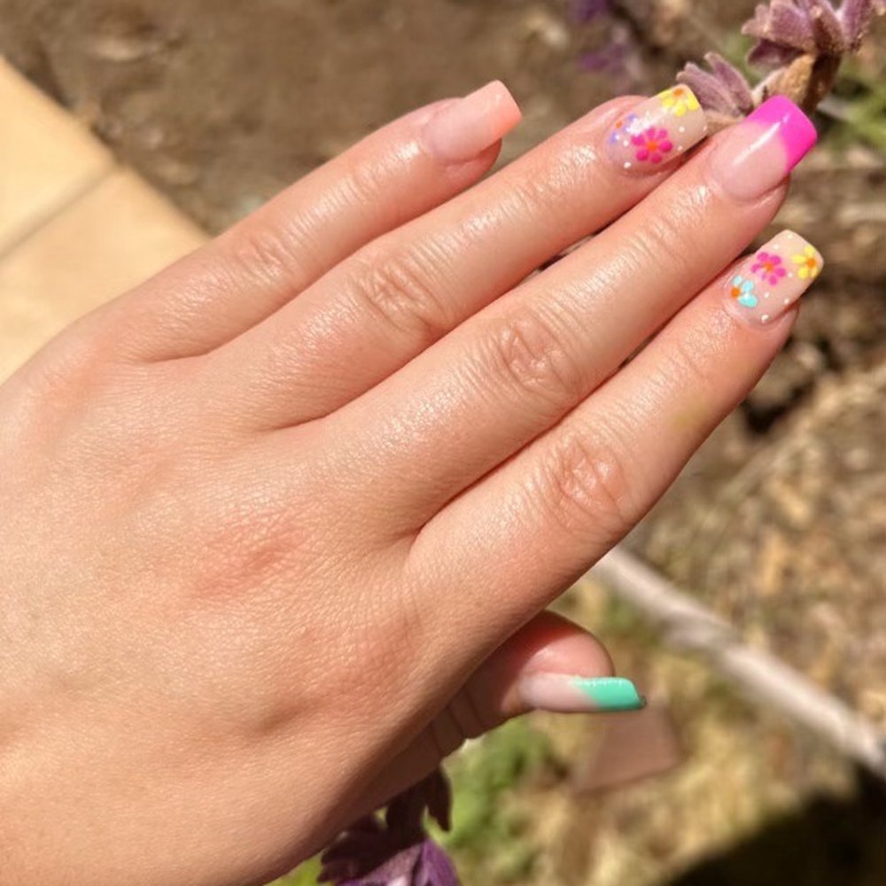 Bella Nails - Nails by Kelly - Nail Salons Near Me - San Mateo, California