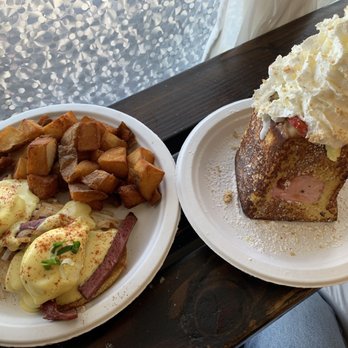 Button Up Cafe - Breakfast & Brunch Near Me - Pearl City, Hawaii Button Up Cafe - Breakfast & Brunch Near Me - Pearl City, Hawaii