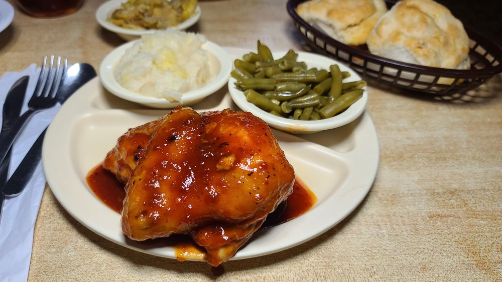 PAM’S FARM HOUSE Updated November 2024 163 Photos & 221 Reviews