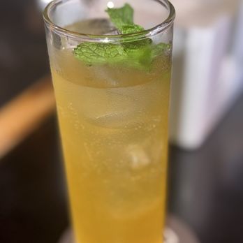 La Factoría - Cocktail Bars Near Me - San Juan, Puerto Rico La Factoría - Cocktail Bars Near Me - San Juan, Puerto Rico