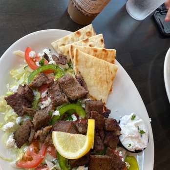 Yanis Coffee Zone - Yanis salad and creme brûlée cold brew - Coffee & Tea Near Me - Jefferson City, Missouri