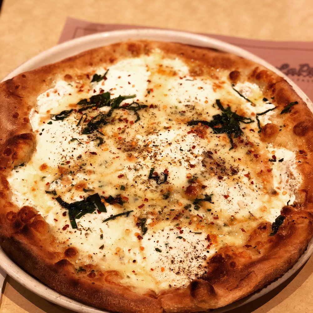 LA PIAZZA MERRICK 122 Photos & 266 Reviews Pizza 2191 Merrick Rd, Merrick, NY