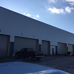 Portside Truck Repair - How the shop look like from outside