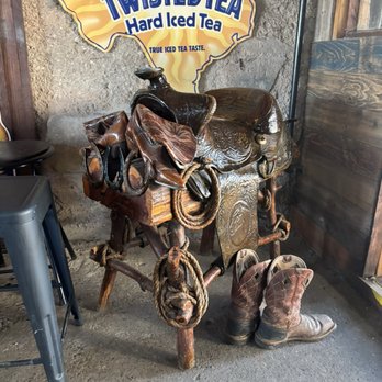 Gar Hole - Bars Near Me - Anna, Texas