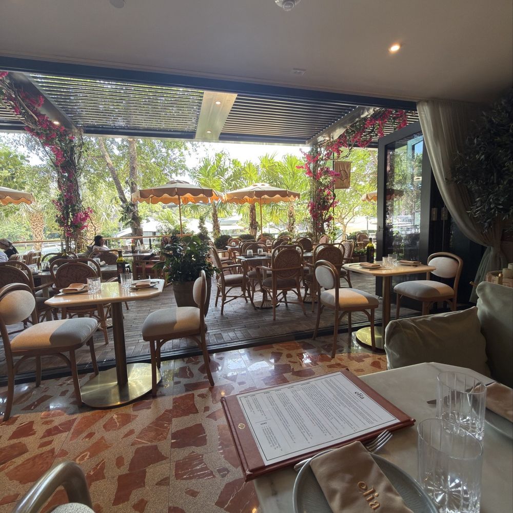Elia - Dining room overlooking the river - Italian Near Me - Miami, Florida Elia - Dining room overlooking the river - Italian Near Me - Miami, Florida