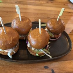 Wings Tap & Social
