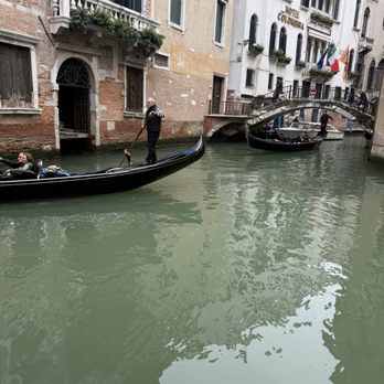 Gondel in Venedig - Other gondolas - Hotels & Travel Near Me - Venezia, VE