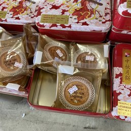 Moon cake