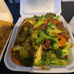 Chinatown Express - Beef and broccoli