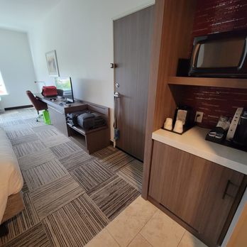 Hilton Garden Inn Wenatchee - room 409 - Hotels Near Me - Wenatchee, Washington Hilton Garden Inn Wenatchee - room 409 - Hotels Near Me - Wenatchee, Washington