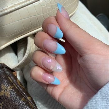 La Vie Nails - Nail Salons Near Me - Alameda, California